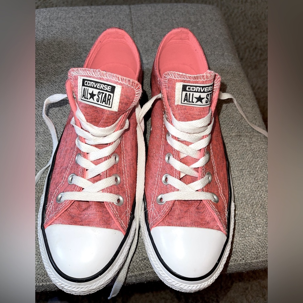 Converse All Star Women Sneakers Size 10 pink like new